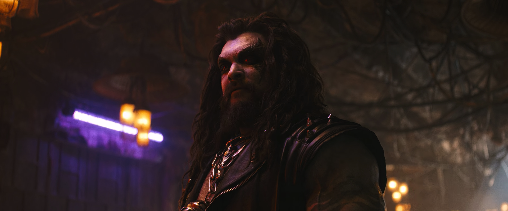 Супергёрл (2026) WEB-DLRip-AV1 1080p.mkv_20260805_122041.391.png