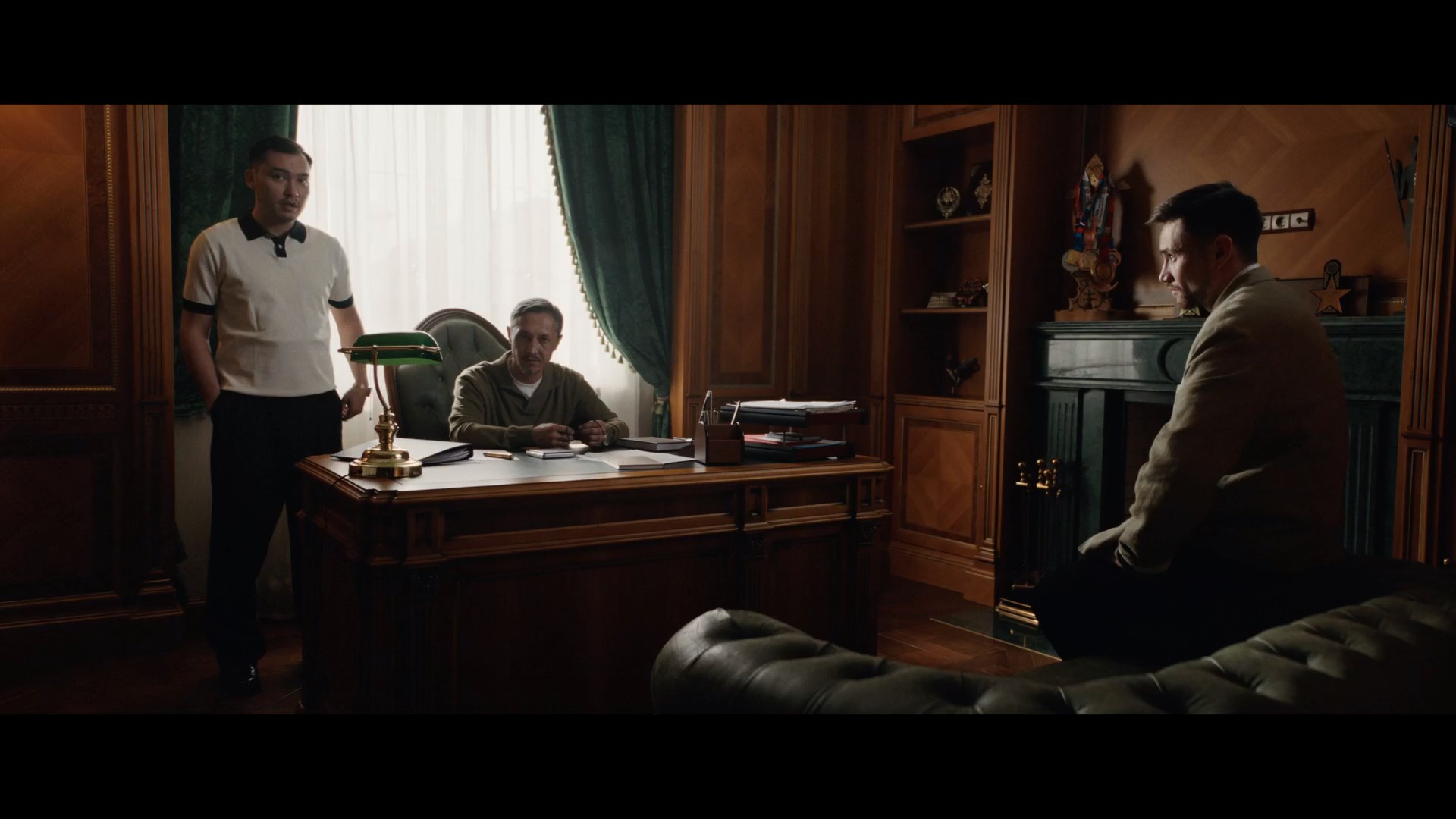 Гипноз_2026.WEBRip 1080p.MKVToolNix.mkv_snapshot_00.50.56.000.jpg