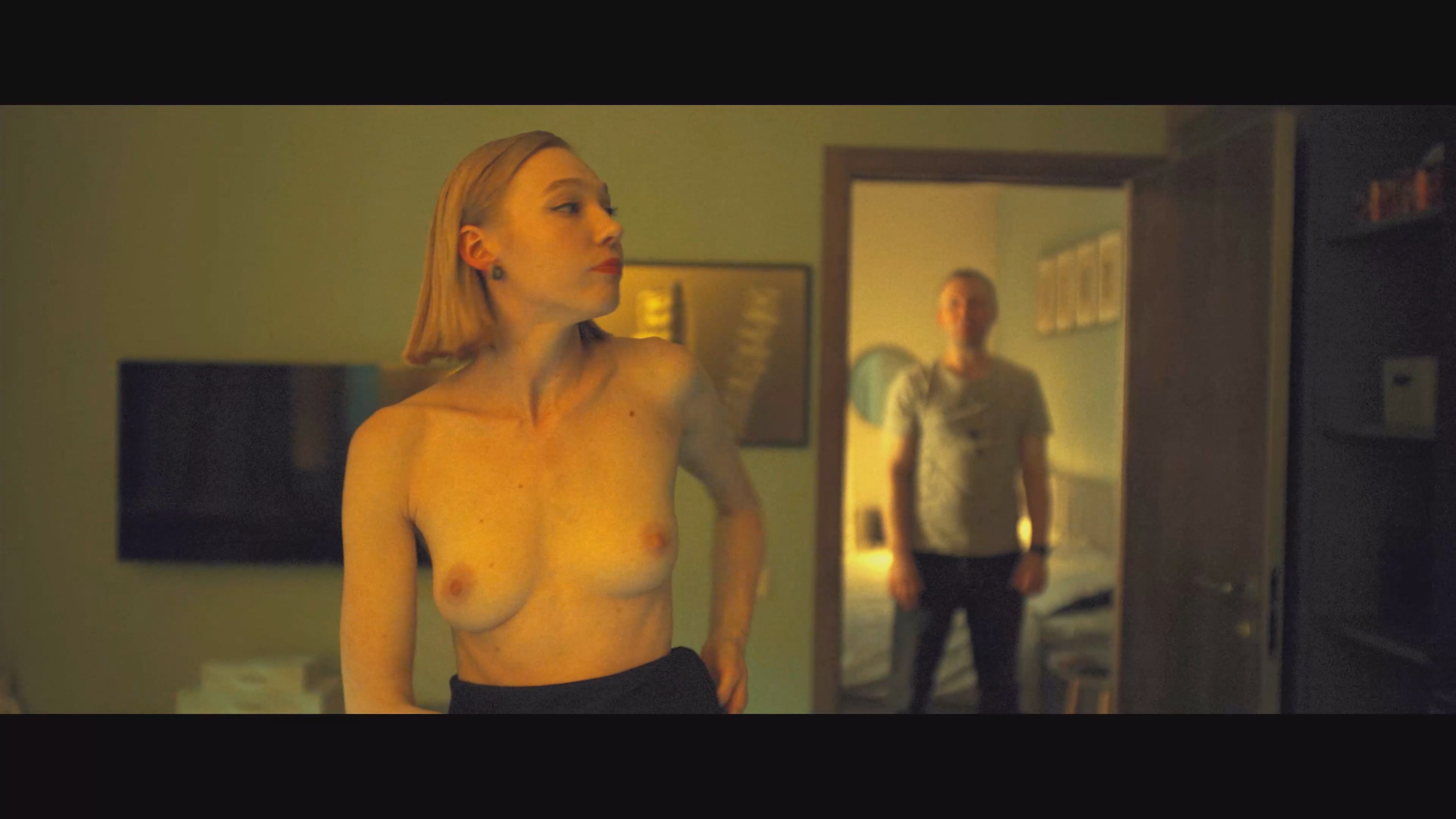Марина Васильева Похищение 8 серия (2025) UHD 4K + обработка.mp4_20260822_145918.177.jpg