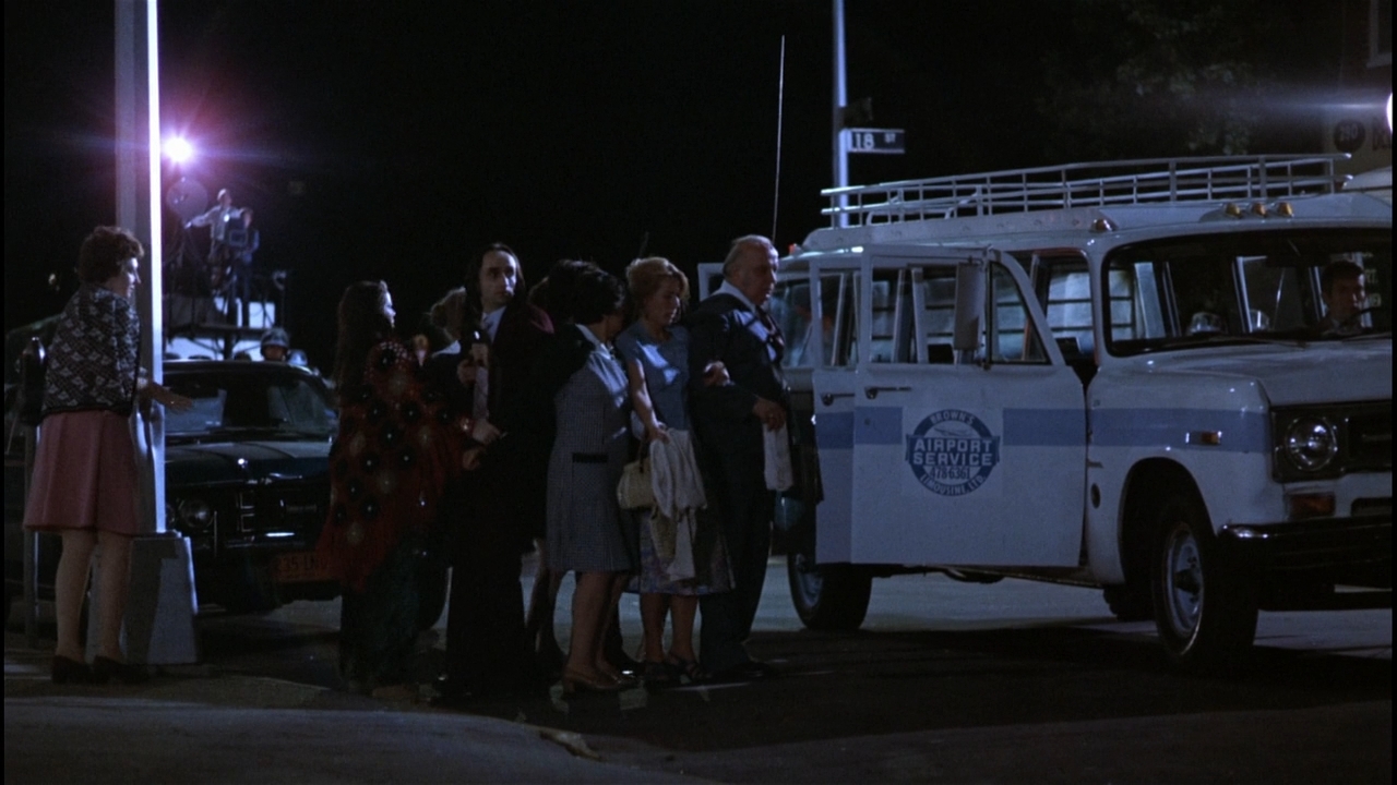 Собачий полдень.1975.BDRip 720p msltel.mkv_snapshot_01.52.08.370.jpg