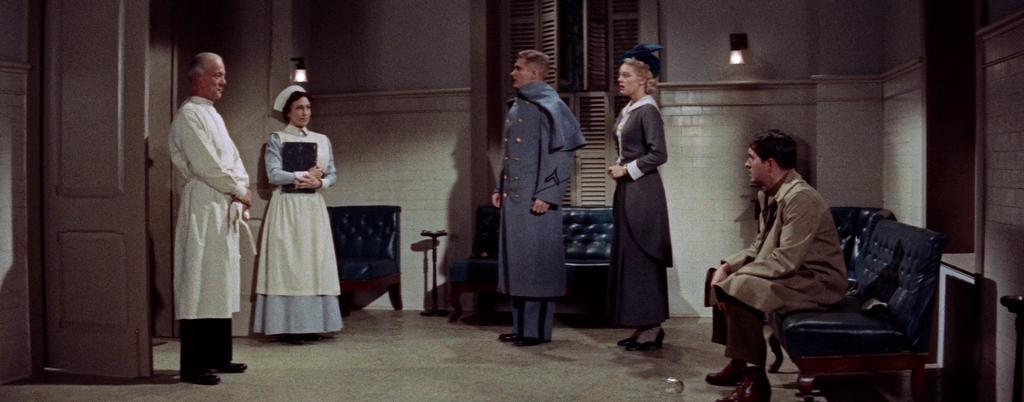 Длинная серая линия.1955.BDRip AVC msltel.mkv_snapshot_01.08.00.414.jpg