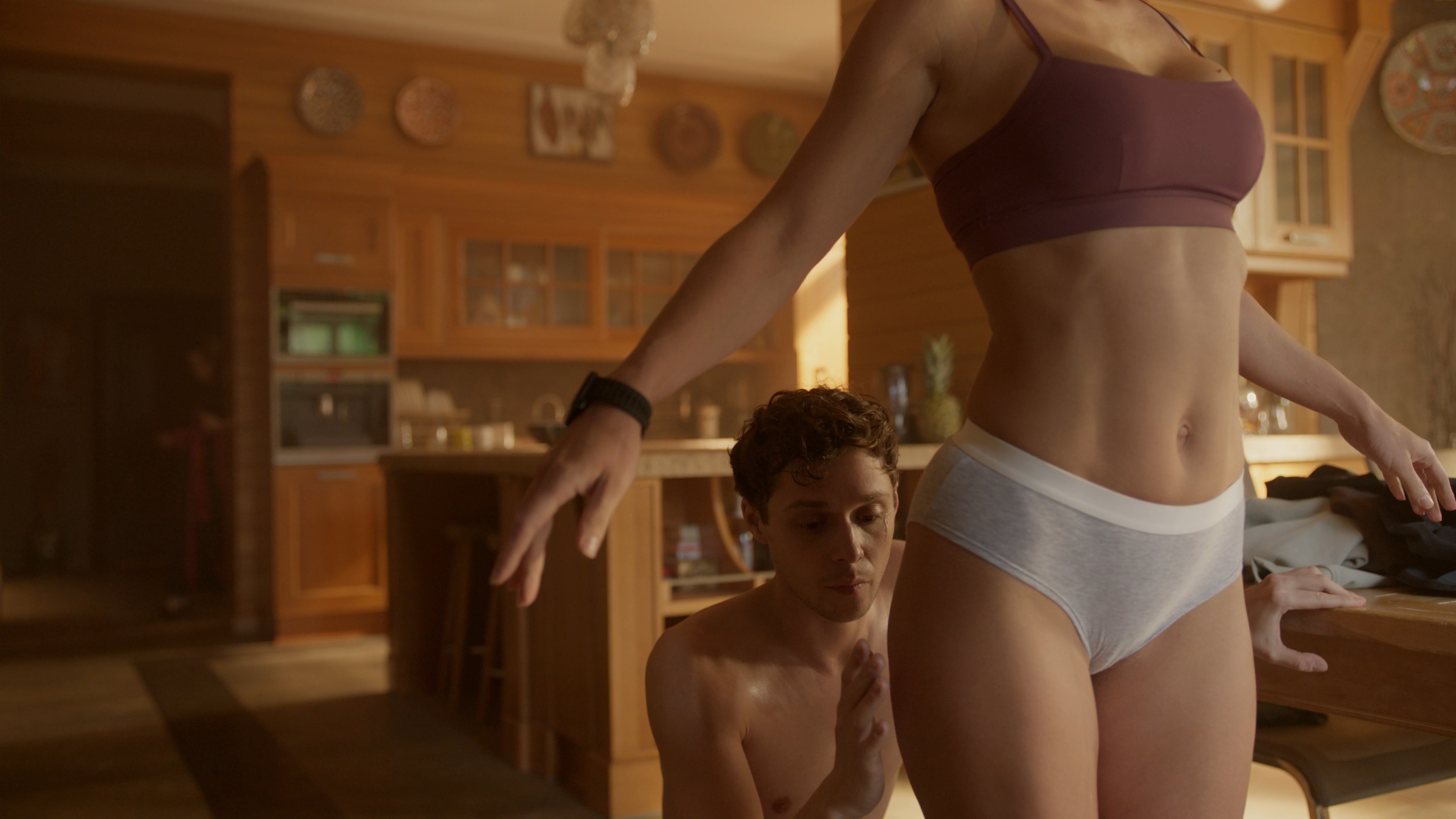 Gudovy.S01.E14.2026.WEB-DL.HEVC.2160p.SDR.ExKinoRay.mkv_snapshot_01.09.002.jpg
