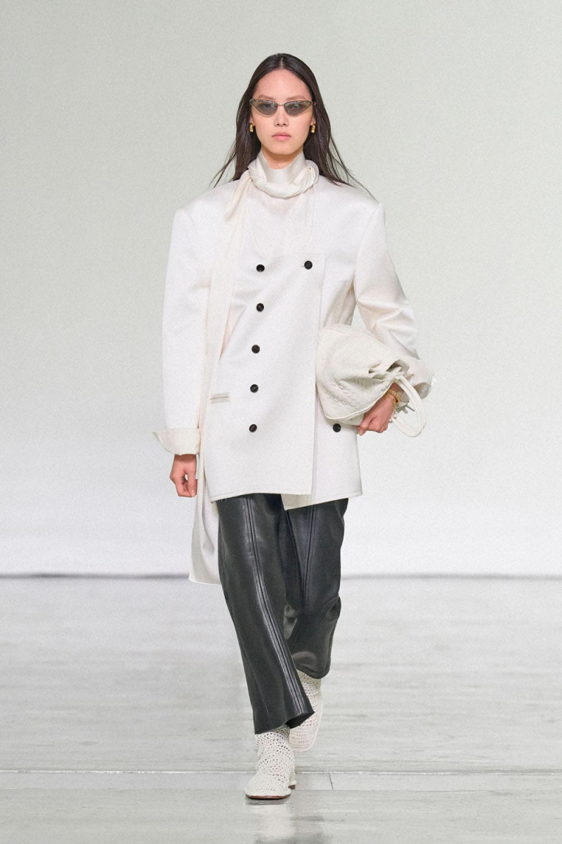 Bottega-Veneta-Spring-Summer-2027-Runway-Magazine-46.jpg