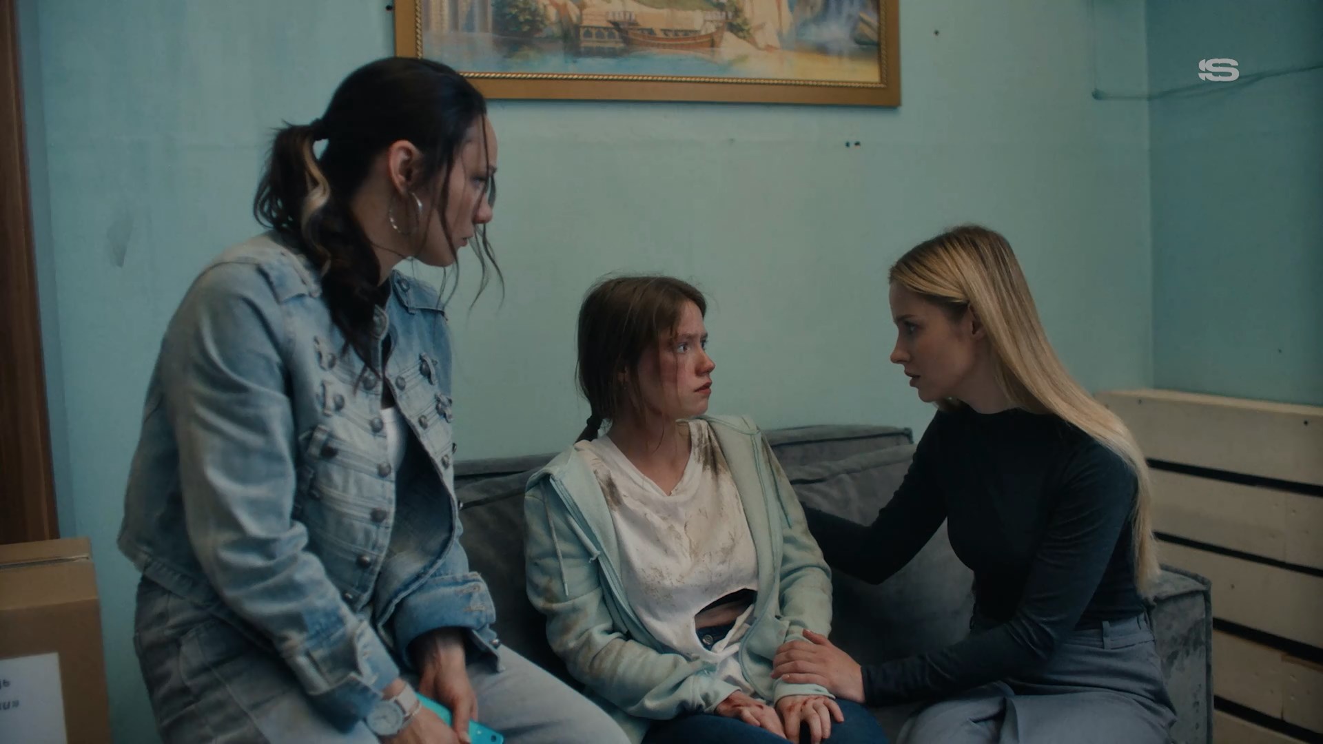 Trudnaya.S02E03.2026.WEB-DL.1080p.mkv_snapshot_08.30.000.jpg