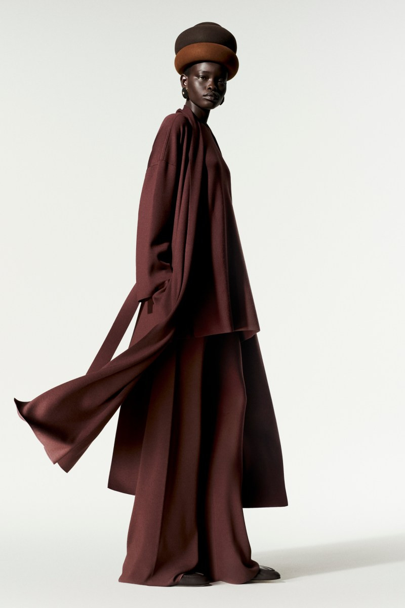 loro-piana-ss27-rtw-mfw-r-ctsy-0020.jpg