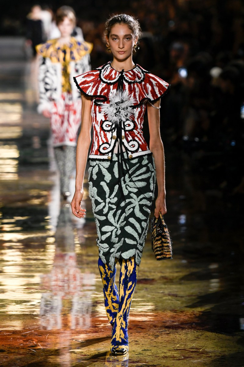 chanel-spring-2027-rtw-r-dm-0021.jpg
