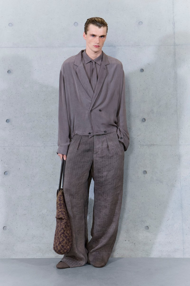 emporio-armani-spring-27-rtw-ctsy-016.jpg