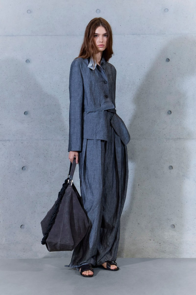 emporio-armani-spring-27-rtw-ctsy-031.jpg
